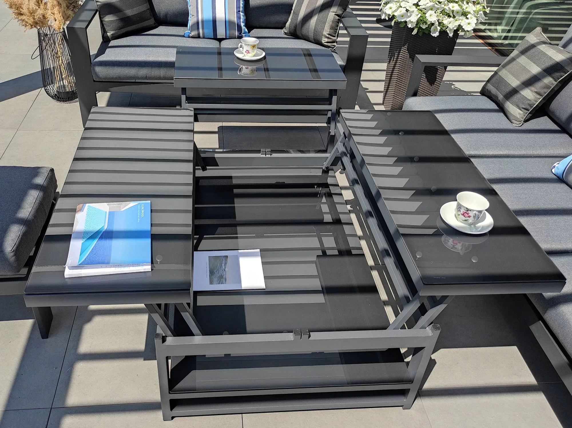 RAGNAR PREMIUM — stół rozkładany detal