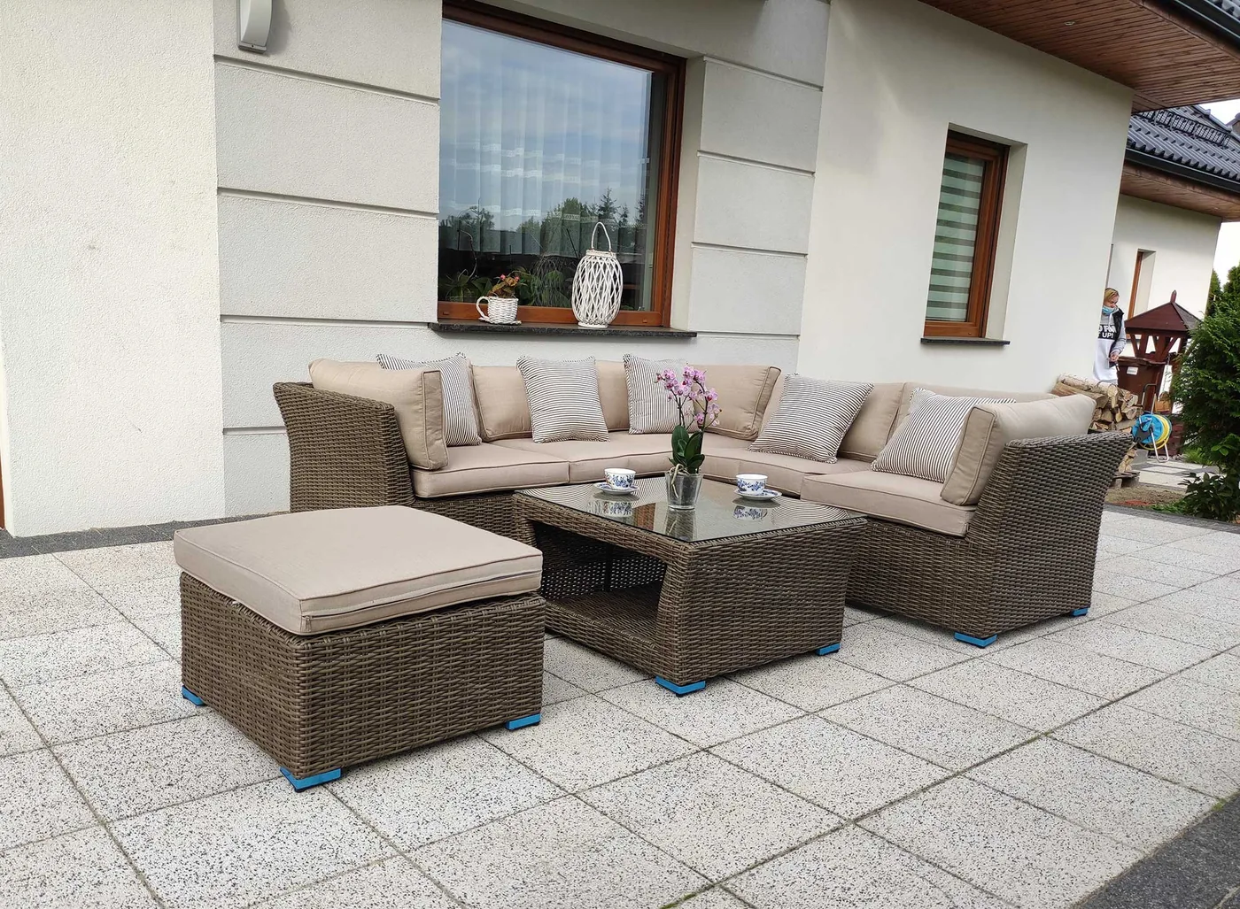 KRETA brązowy mat — poduszki beżowe siedziskowe i oparciowe