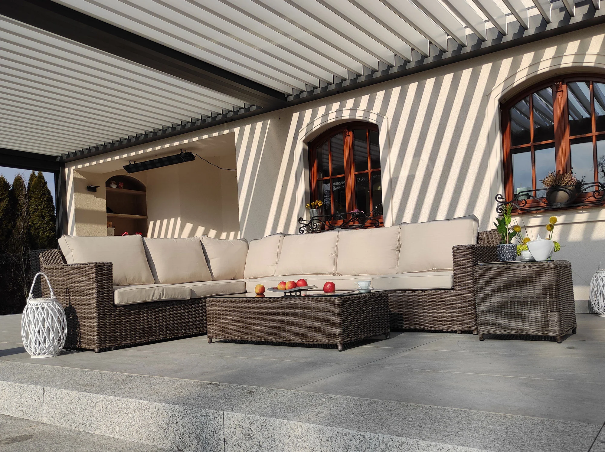 Narożnik LEVANTE CORNER — klasyczny narożnik tarasowy, brązowy technorattan