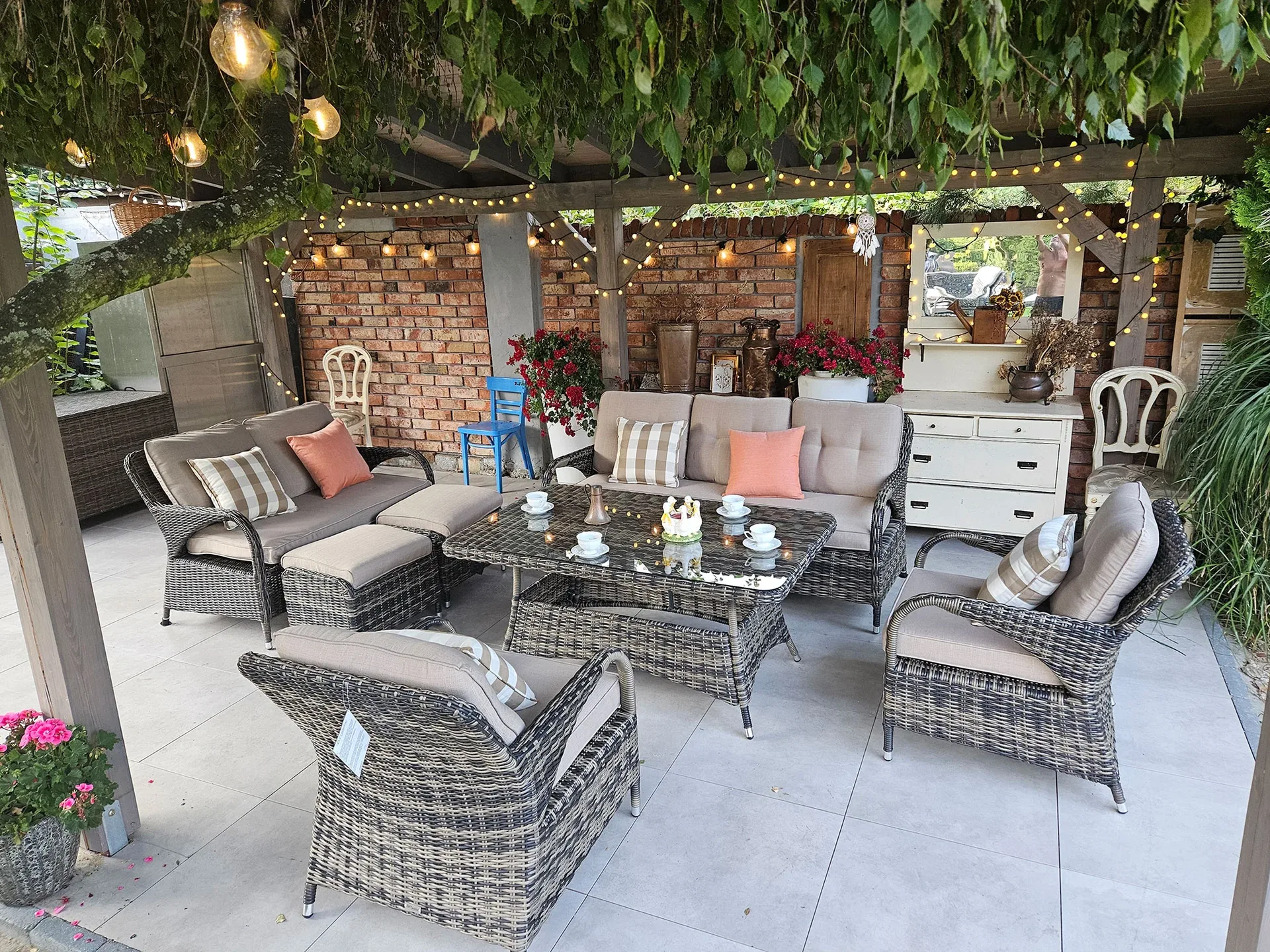 NEPTUN BIG grafitowy — meble ogrodowe z technorattanu