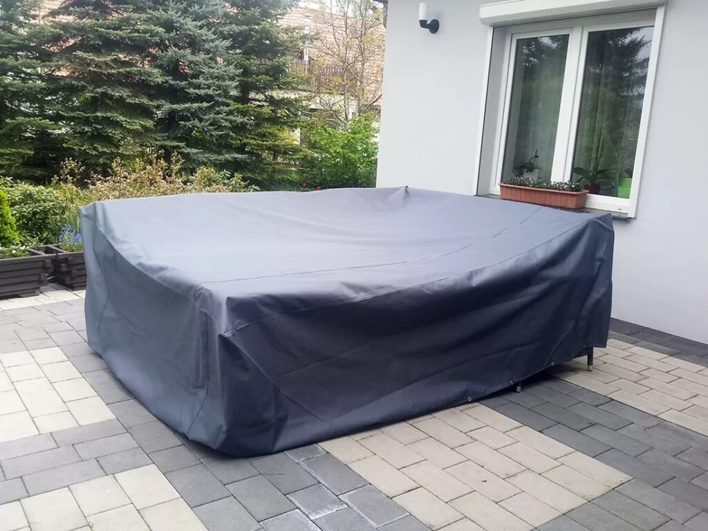 Pokrowiec B4 — widok z przodu, tkanina poliestrowa 480 g/m²