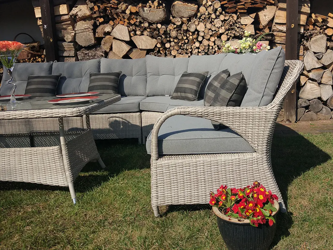 POSEJDON jasny szary — stylowe wykończenie podłokietników technorattan