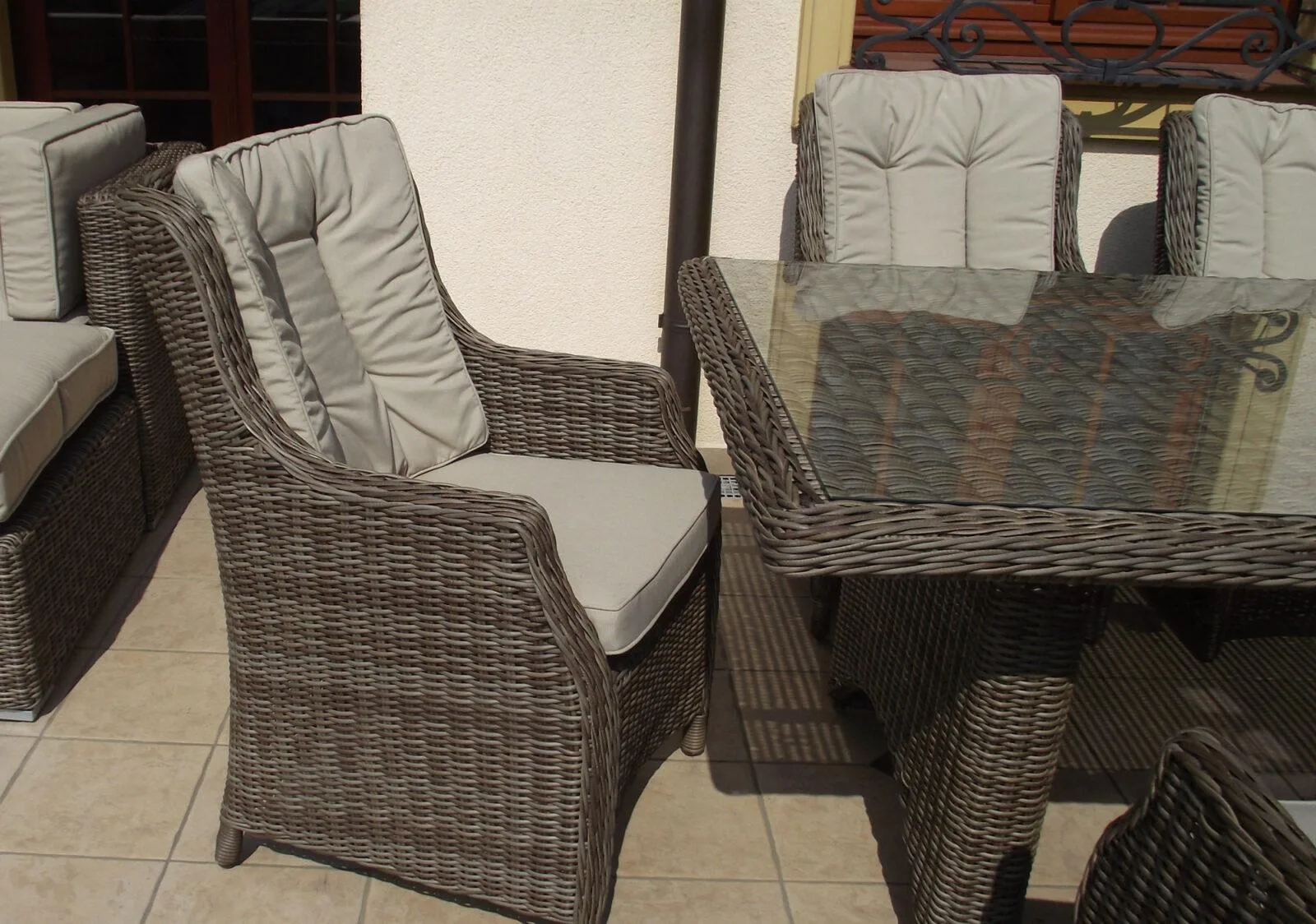 Fotele ogrodowe technorattan brązowe klasyczne SIENA 6 — szerokie siedziska