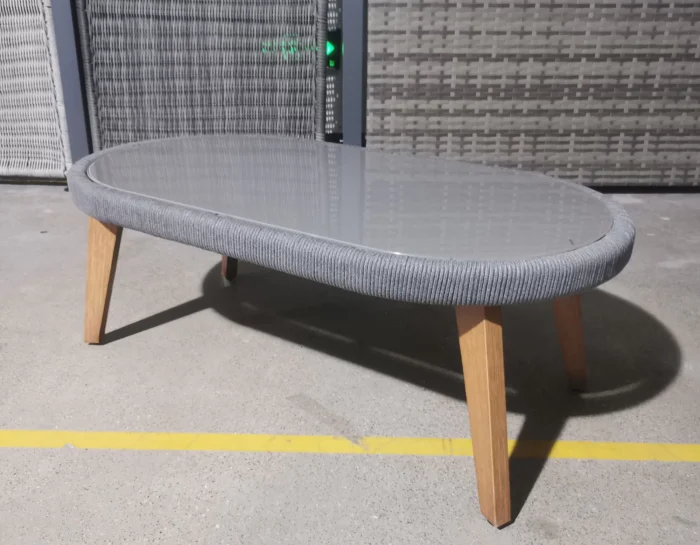 Stolik kawowy z zestawu VALENTINO